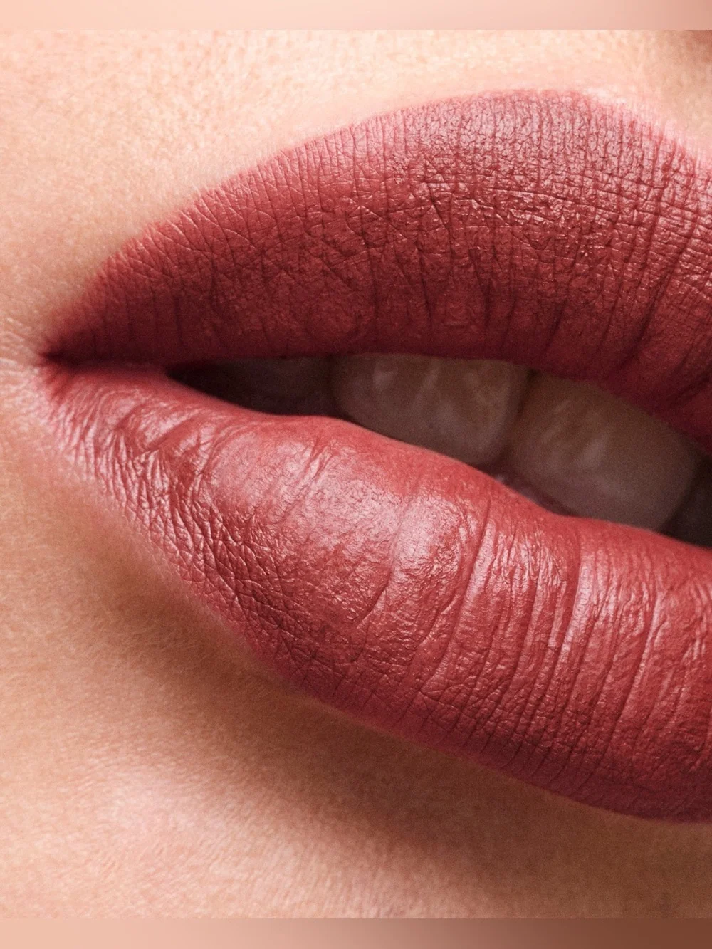 Prada Monochrome Hyper Matte lipstick 1.3gms in Beautiful B02 QUARTZ